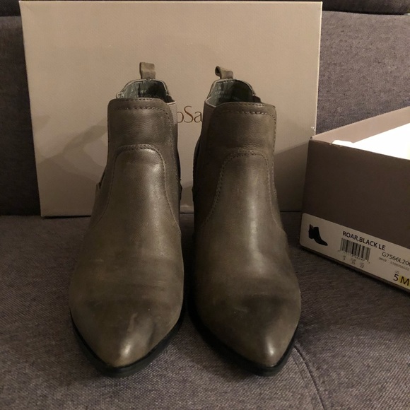 Bella Vita ankle booties - Picture 7 of 8